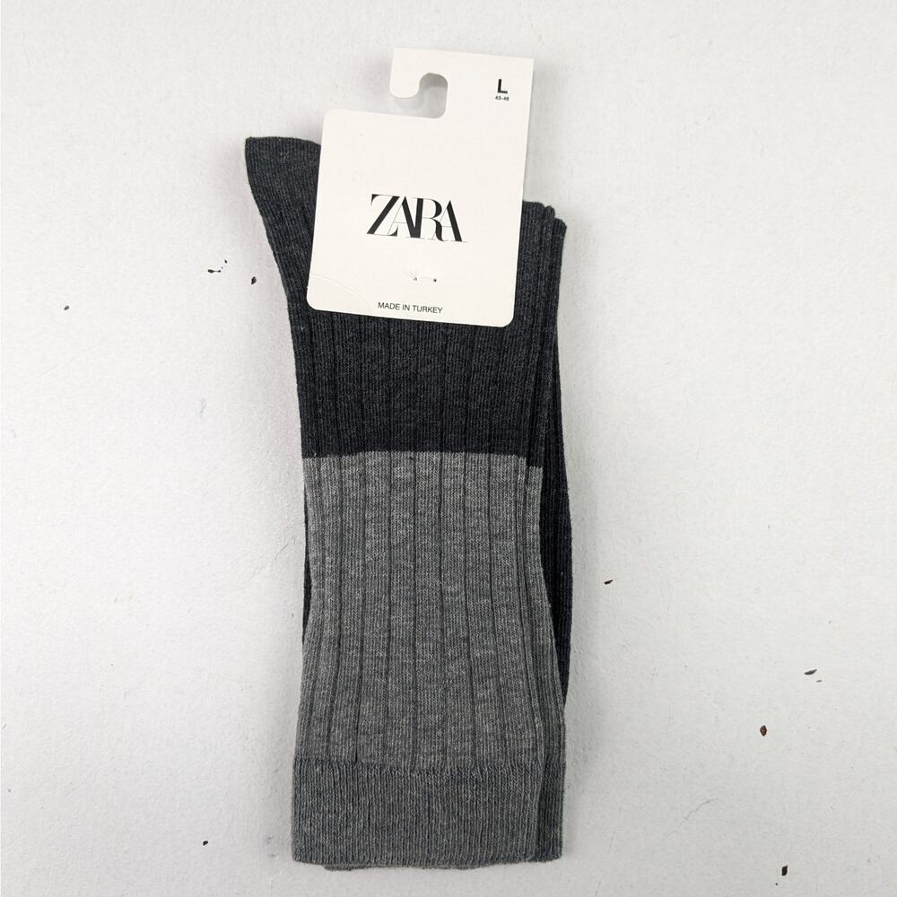 Zara Men's Gray & Charcoal Crew Socks - Shoe Size Large 10-13